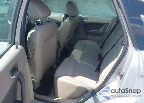 2008 Ford Focus Se/Ses из США, поврежденный, VIN 1FAHP35N08W240698